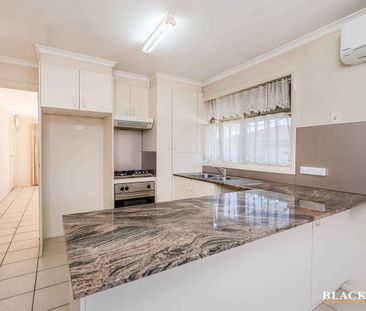 3 Bedroom Townhouse in Charnwood - Photo 4