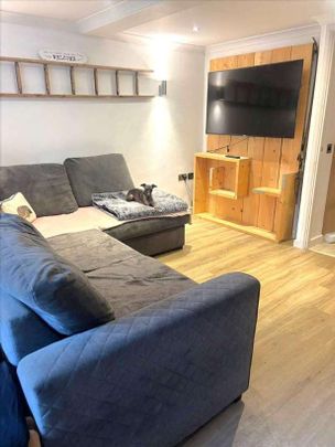 Victoria Orchard, Queens Road, Maidstone, ME16 - Photo 1