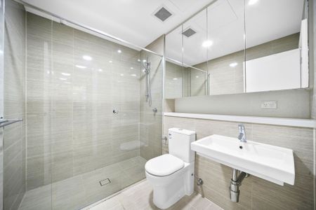 Modern & Tranquil Courtyard Living | Floorboards - Photo 4