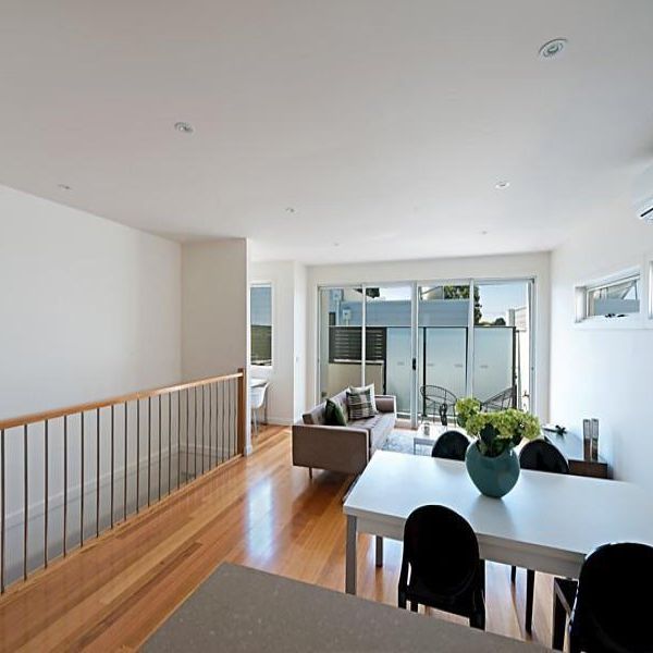 3/228 Victoria Road, Northcote VIC 3070 - Photo 1