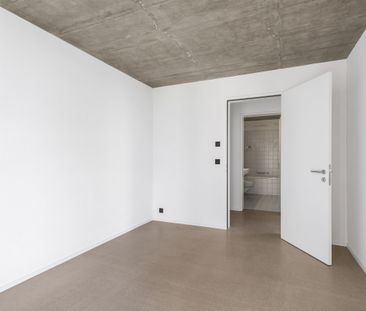 Moderne Wohnung mit grosser Loggia - Foto 1