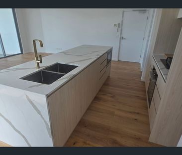 Modern Fifth-Floor 1-Bedroom Apartment. Two Swimming Pools, Gym, Sa... - Photo 6