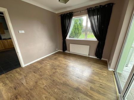 97 Hillhead Road, Ballyclare, BT39 9LN - Photo 3