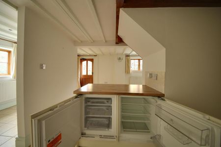 2 bedroom end of terrace house to rent - Photo 5