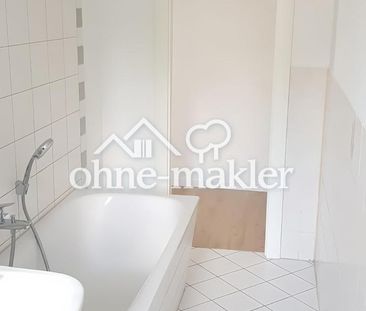 Erstbezug nach Sanierung 2-Zimmer-Wohnung mit Balkon, neuer EBK & T... - Photo 3