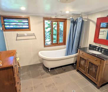 9 Martin Street, Freshwater QLD 4870 - House For Rent | Domain - Photo 5