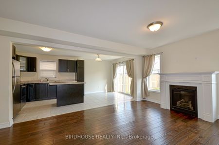 For Lease - 11 Silverbrook Avenue, Kawartha Lakes, Ontario - Photo 2