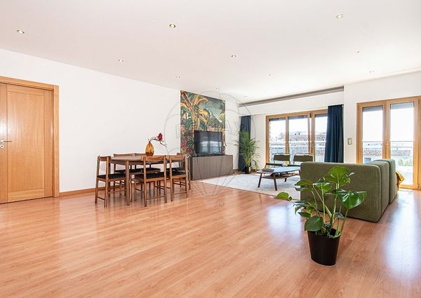 Apartamento T3 em Lisboa