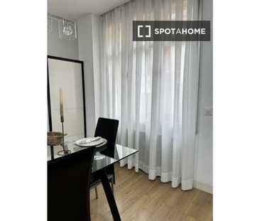 2 room luxury Apartment for rent in Valencia, Spain - Photo 2