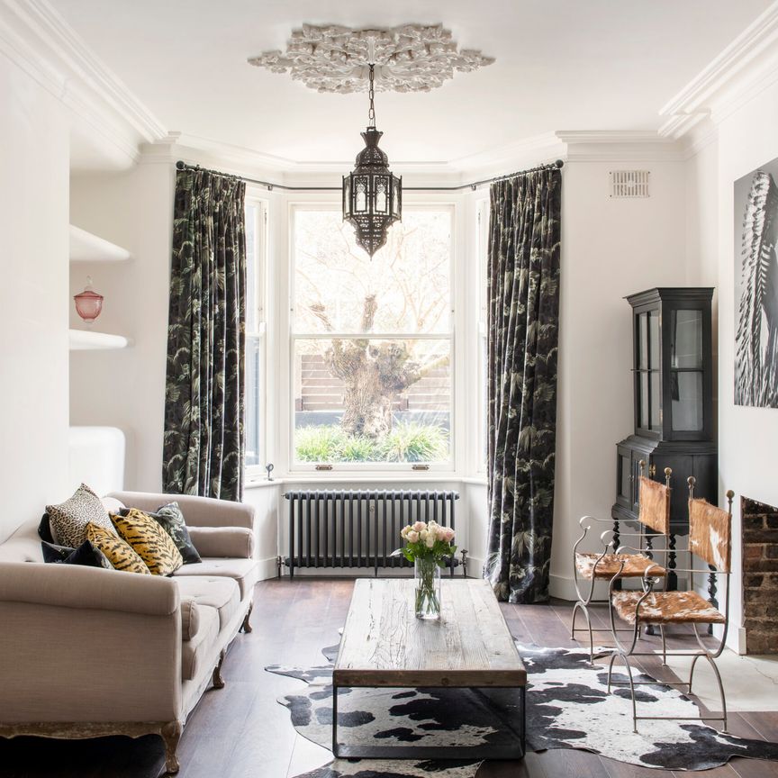 Godolphin Road - Photo 1