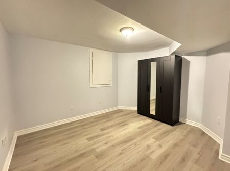 For Lease - 43 Chiswick Crescent Unit# basement, Aurora, Ontario - Photo 5