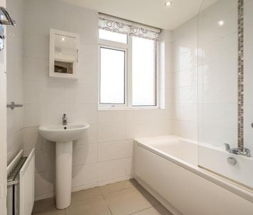 14 Lancedean Road, Belfast, BT6 9QP - Photo 5