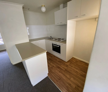 5/21 Ruskin Street, Elwood VIC 3184 - Apartment For Rent | Domain - Photo 6