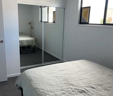 Arana Hills - Photo 2