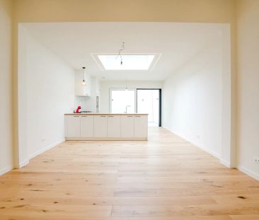 Gunstig gelegen woning met 4 slpks in Mariakerke - COHOUSING - Photo 1