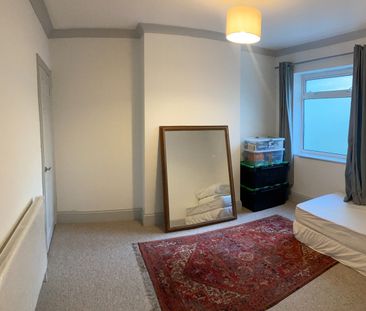 2 Bed Terraced House, Gloucester Street, BS5 - Photo 1