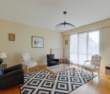 Location Appartement 3 pièces Meublé 87m² CHATELLERAULT 86100 - Photo 1