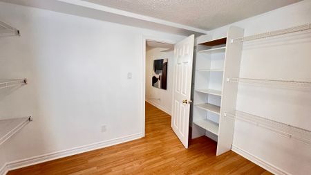 For Lease - 124 Monique Crescent, Barrie, Ontario - Photo 2