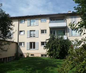 Moderne und geräumige Stadtwohnung mit eigenem Waschturm - Photo 3