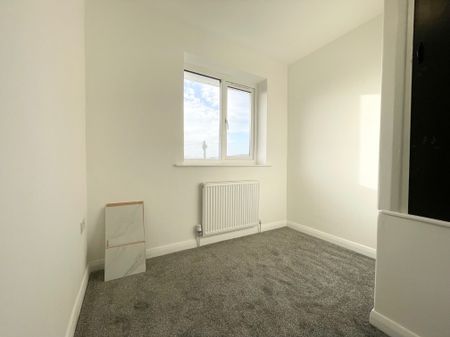 Scott Lane West, Keighley, Riddlesden - Photo 3