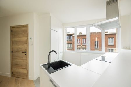 APPARTEMENT - 2 SLAAPKAMERS - Photo 2