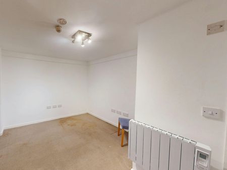 Studio flat to rent on - Photo 2