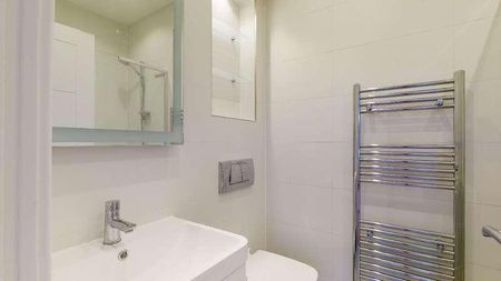 Adelaide Grove, London, W12 - Photo 4