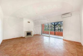 Apartamento T2 em Setúbal