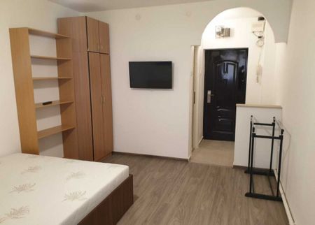 250 euro! Garsoniera Nicolina , totul nou, parter - Fotografie 4