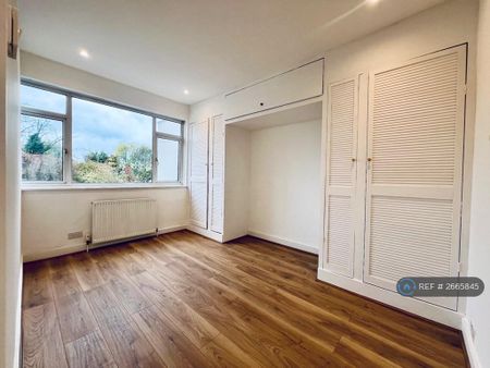 2 bedroom terraced house to rent - Photo 2