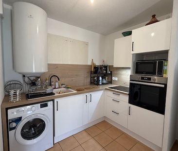 Location Appartement 2 pièces 38m² LE CANNET 06110 - Photo 6