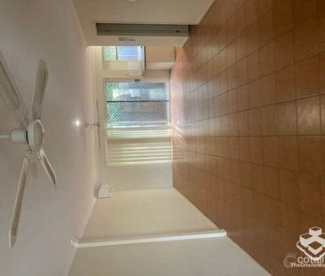 3 Bedroom Townhouse Lifestyle - Photo 1