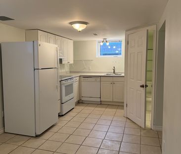 For Lease - 11 Thorncroft Crescent, Ajax, Ontario - Photo 6