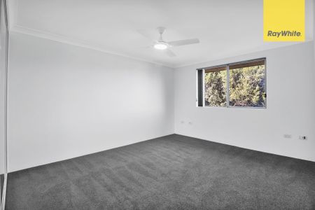 REFURBISHED UNIT IN HEART OF ST MARYS!!! - Photo 3