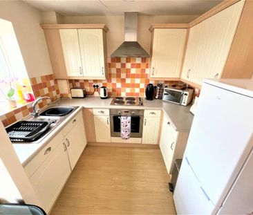 Poplar Close, Bexhill-on-Sea, East Sussex - Photo 5