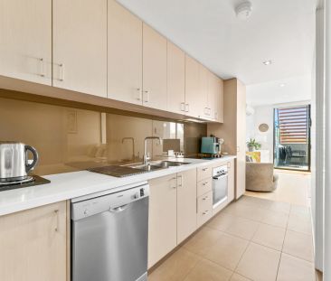 Modern Living with Panoramic Valley Views - Photo 2