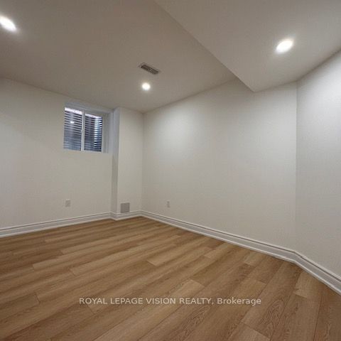 For Lease - 1046 Cameo Street Unit# Bsmt, Pickering, Ontario - Photo 1