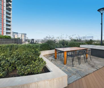 LUXURY EXECUTIVE CBD LIFESTYLE - Photo 2