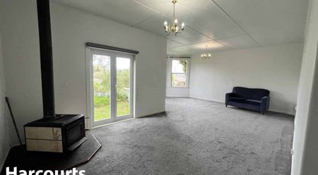 Five Bedroom House - Waihi - Photo 3