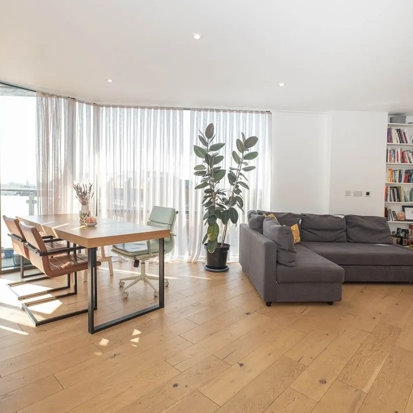 2 bedroom flat to rent - Photo 1