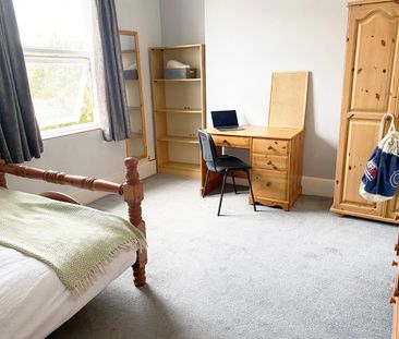5 bedroom terraced house to rent - Photo 4