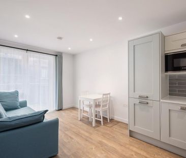 1 bedroom flat to rent - Photo 2