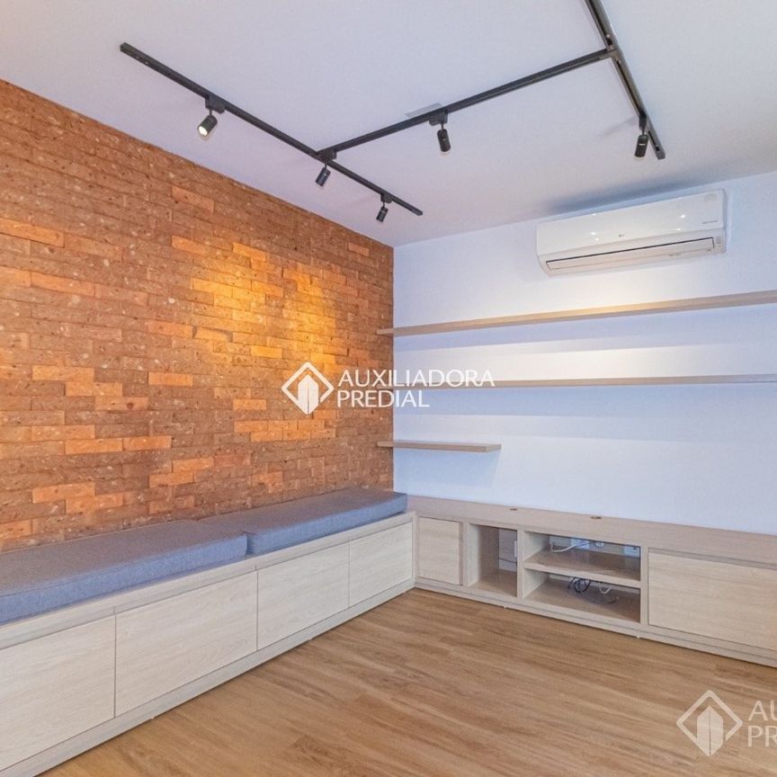 Apartamento com 2 quartos e 54m² para alugar em Fátima, Canoas. - Photo 1