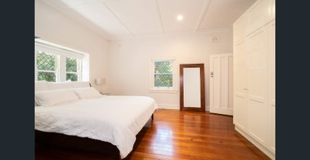 Stunning Family Home in Outstanding Location - Photo 3
