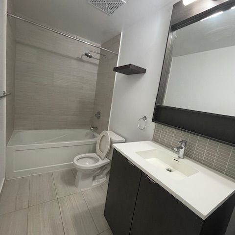 For Lease - 2560 Eglinton Avenue Unit# 1608, Mississauga, Ontario - Photo 1