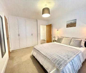 2 bedroom ground floor flat to rent - Photo 4