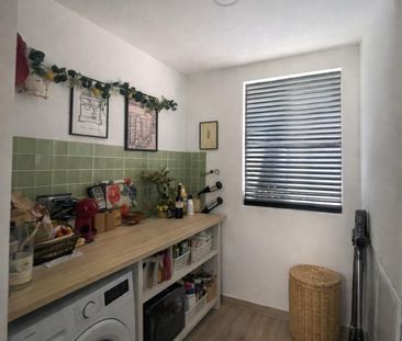 Piso de alquiler en Calle Santa Teresita del Niño Jesús, 73, Barrio... - Photo 2