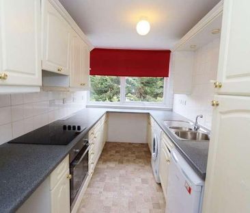 Long Green, Chigwell, IG7 - Photo 2