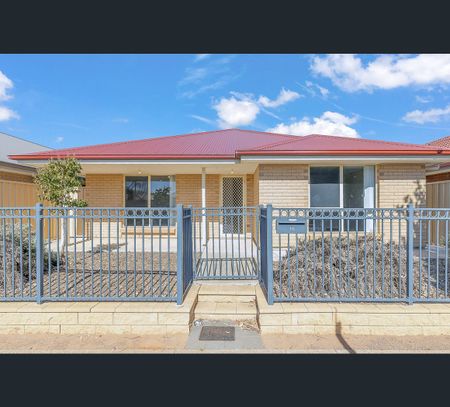 35 Clare Mews, Munno Para West, SA 5115 - Photo 4