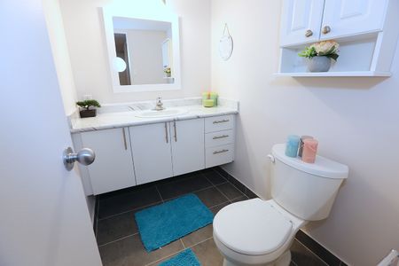 Master Room & Semi Ensuite Bath - Guy & Concordia - Photo 5